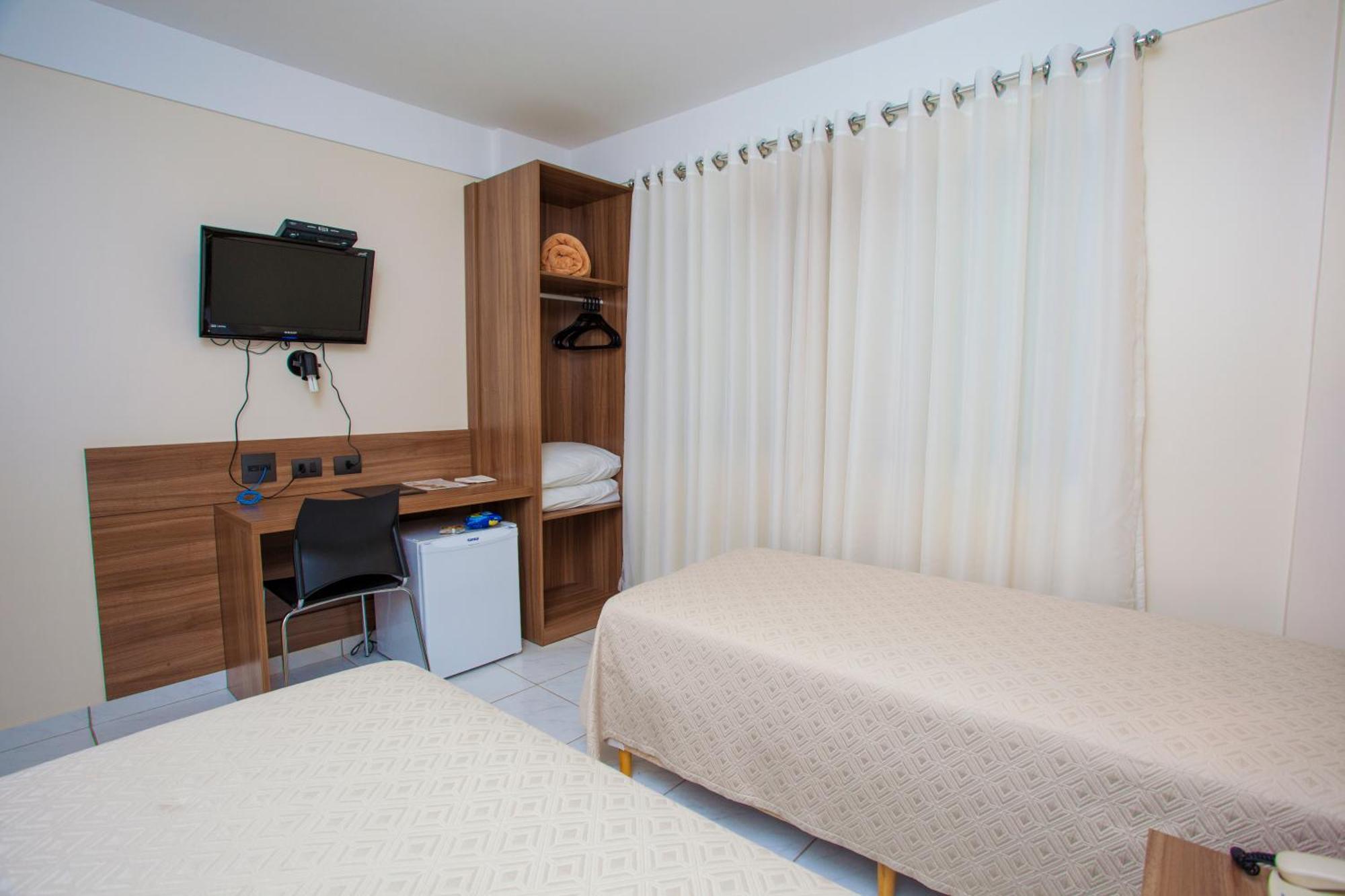 Estoril Hotel Marília Habitación foto