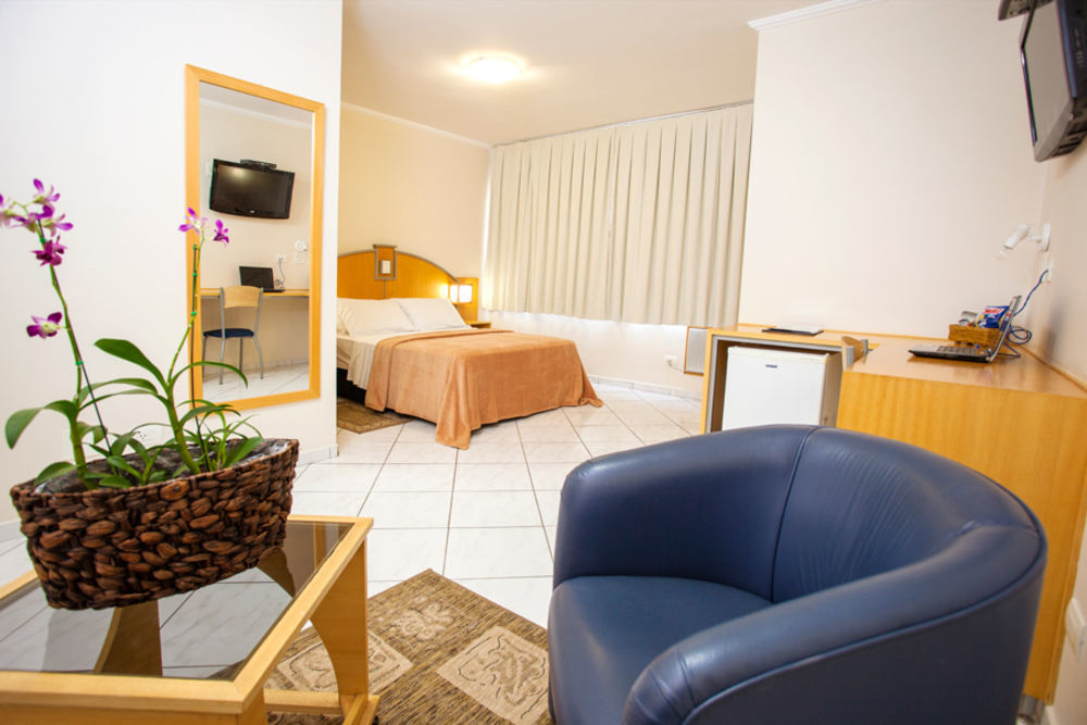 Estoril Hotel Marília Exterior foto
